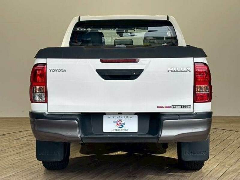 HILUX