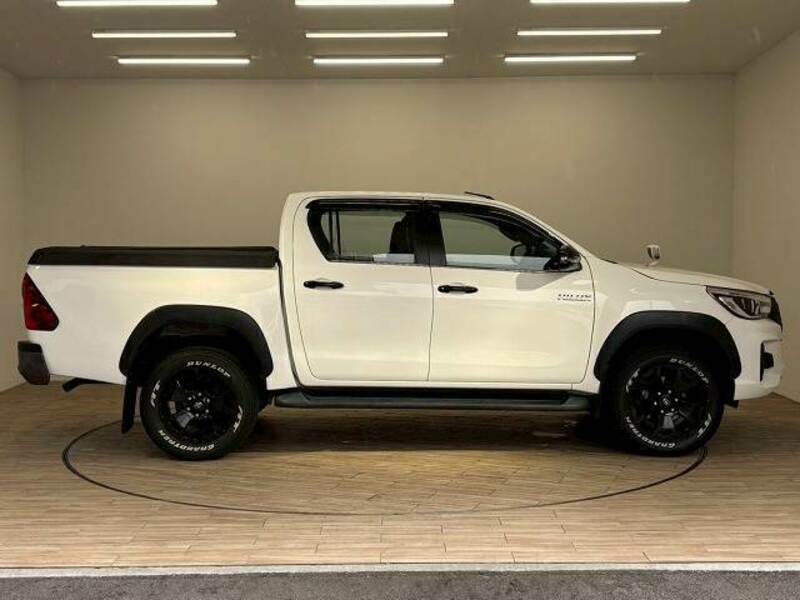 HILUX