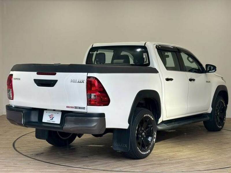 HILUX