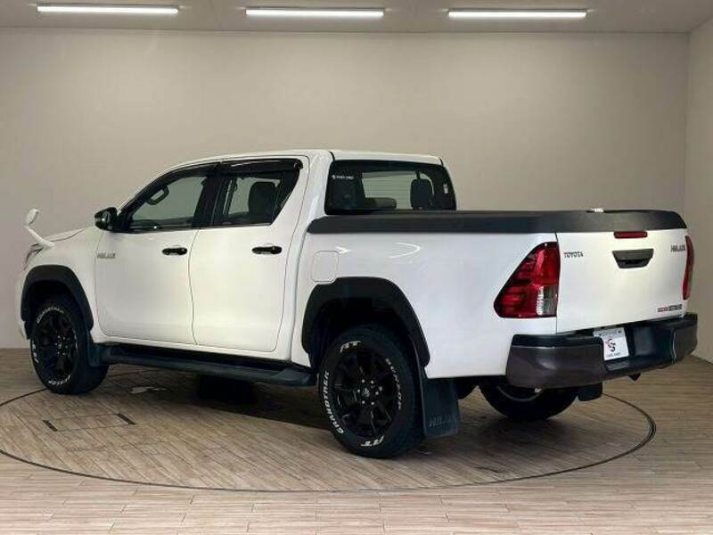 HILUX