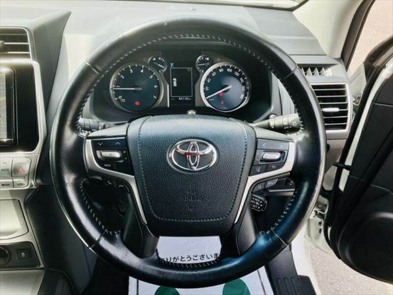 LAND CRUISER PRADO-11