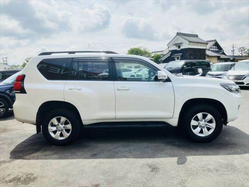 LAND CRUISER PRADO-17