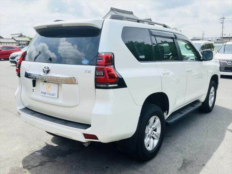 LAND CRUISER PRADO-18