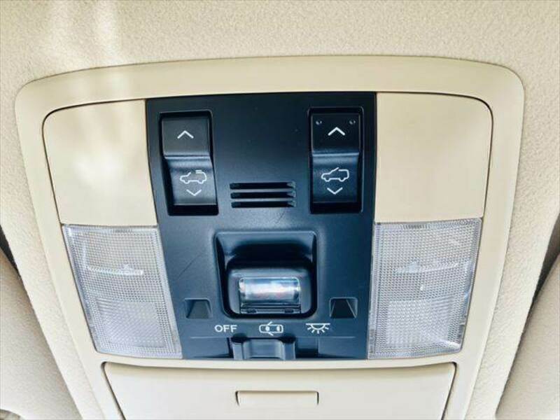 LAND CRUISER PRADO-9