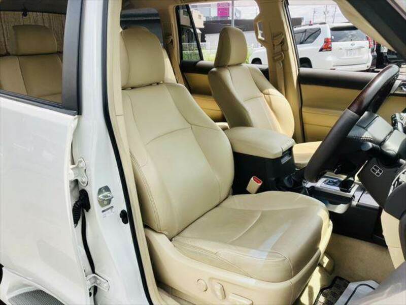 LAND CRUISER PRADO-10