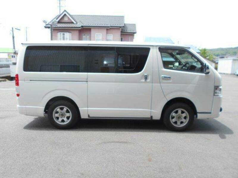 HIACE VAN-18