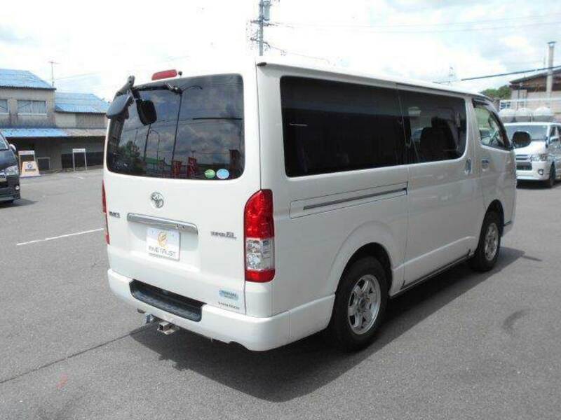 HIACE VAN-19