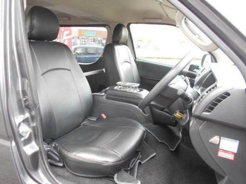 HIACE VAN-8