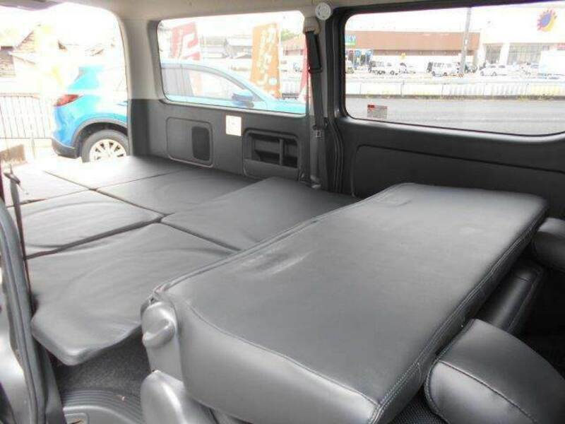 HIACE VAN-10