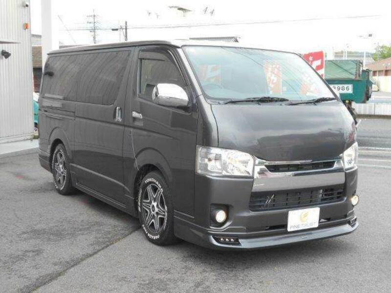 HIACE VAN-17