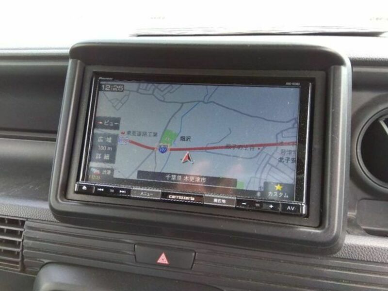 N-VAN