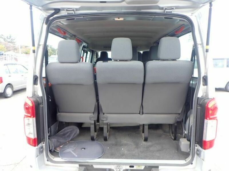NV350 CARAVAN WAGON-19