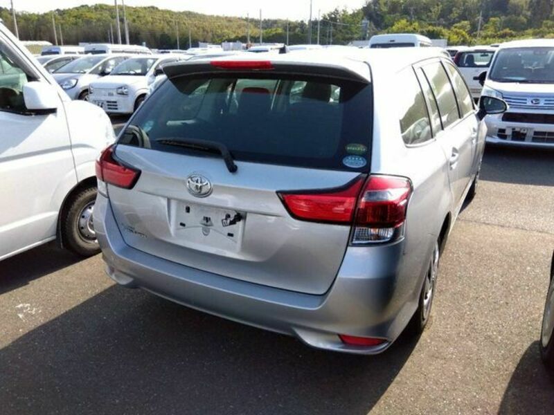 COROLLA FIELDER