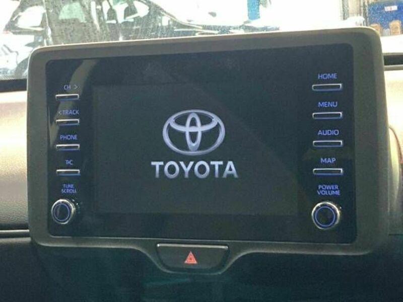 YARIS CROSS-2