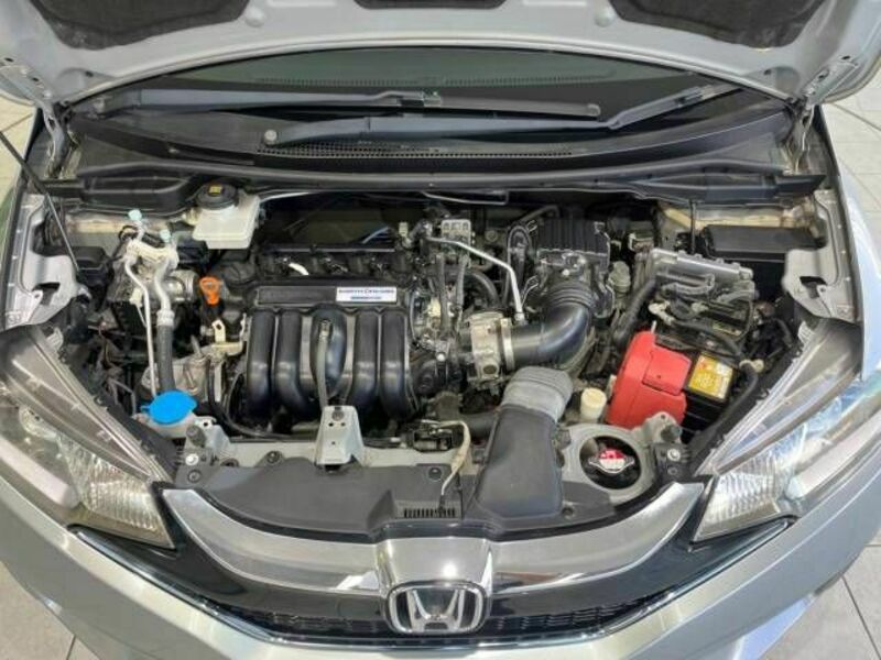FIT HYBRID
