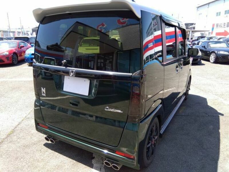 N BOX CUSTOM-6