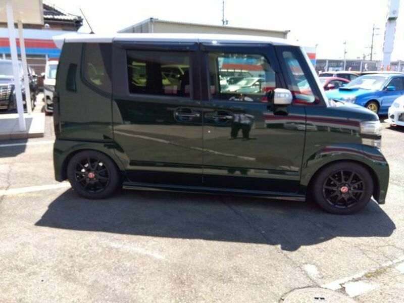 N BOX CUSTOM-7