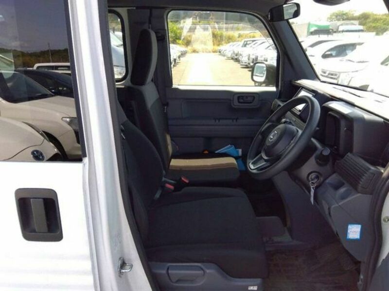 N-VAN