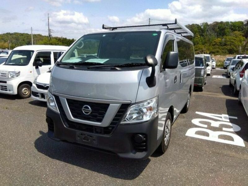NISSAN NV350 CARAVAN