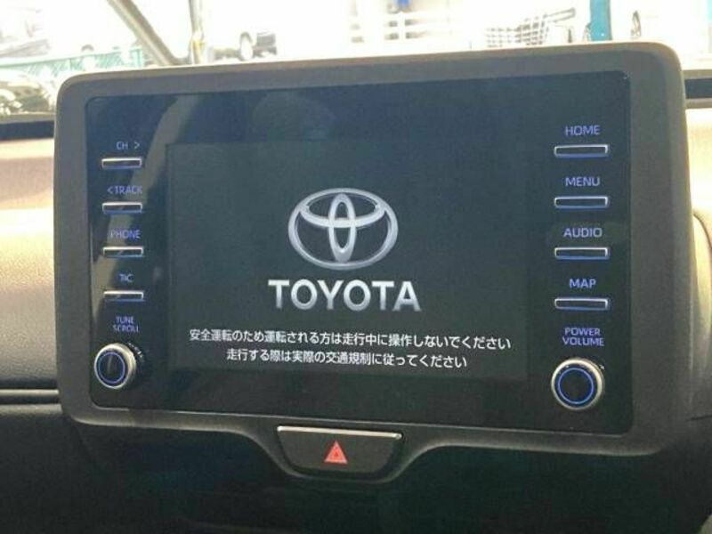 YARIS CROSS-2