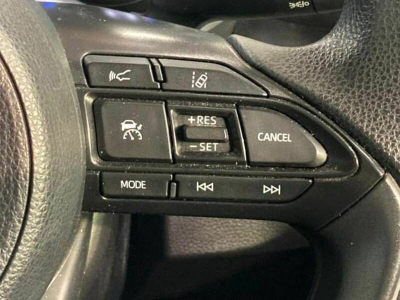 YARIS CROSS-4