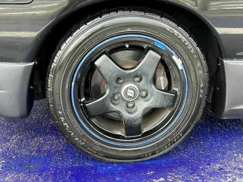 SKYLINE-35
