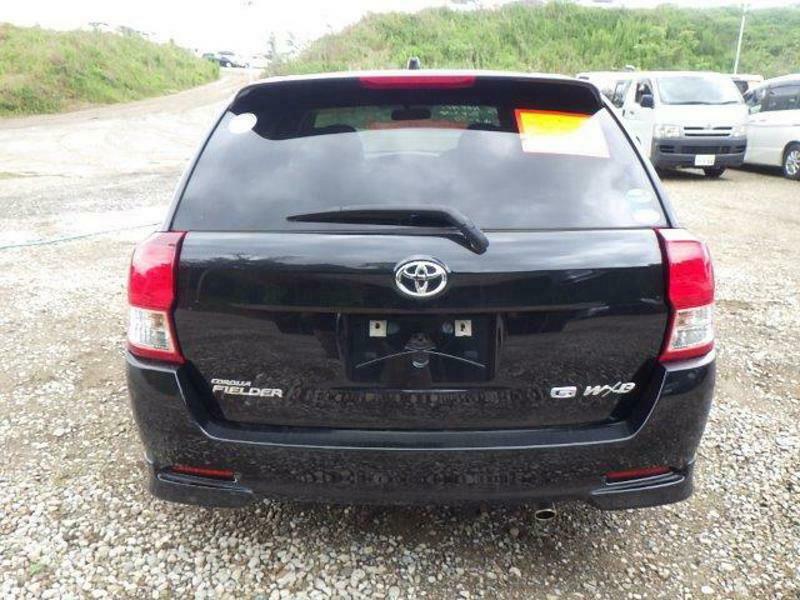 COROLLA FIELDER