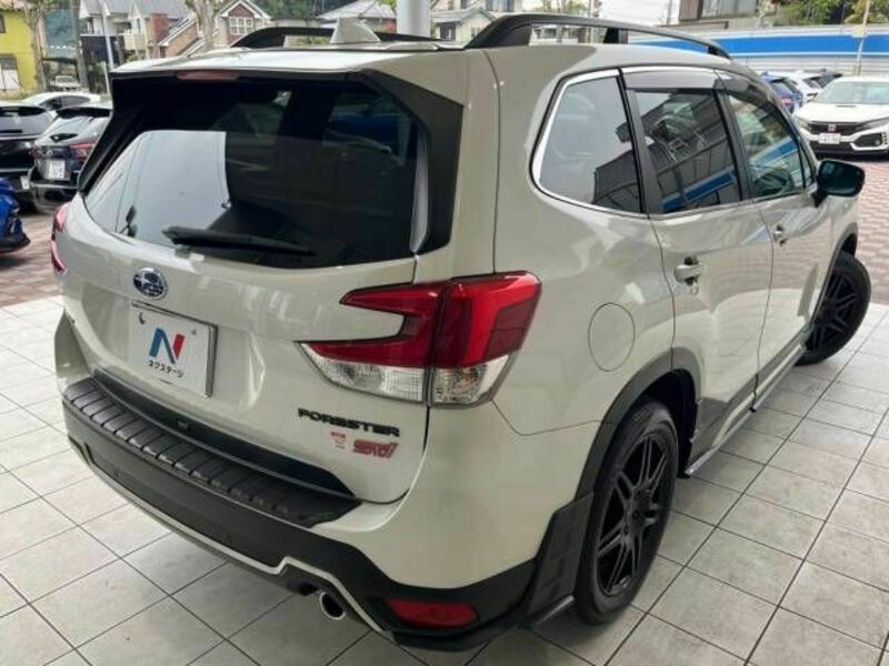 FORESTER-18