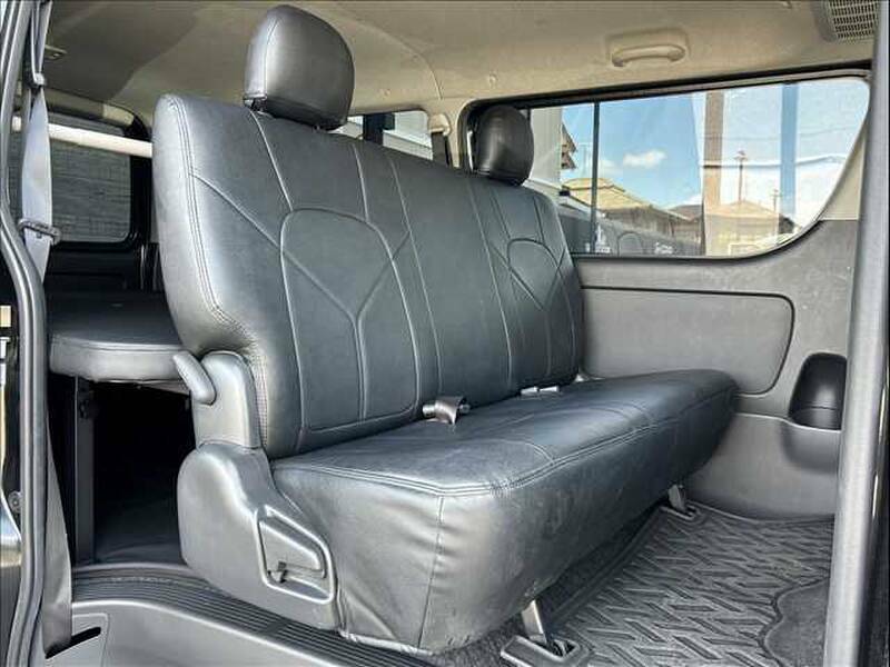 HIACE VAN-7