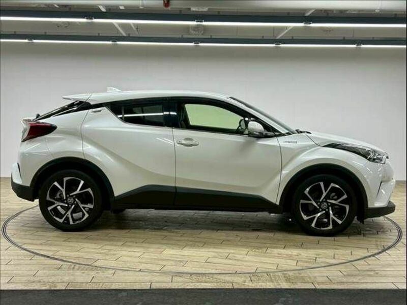 C-HR-17