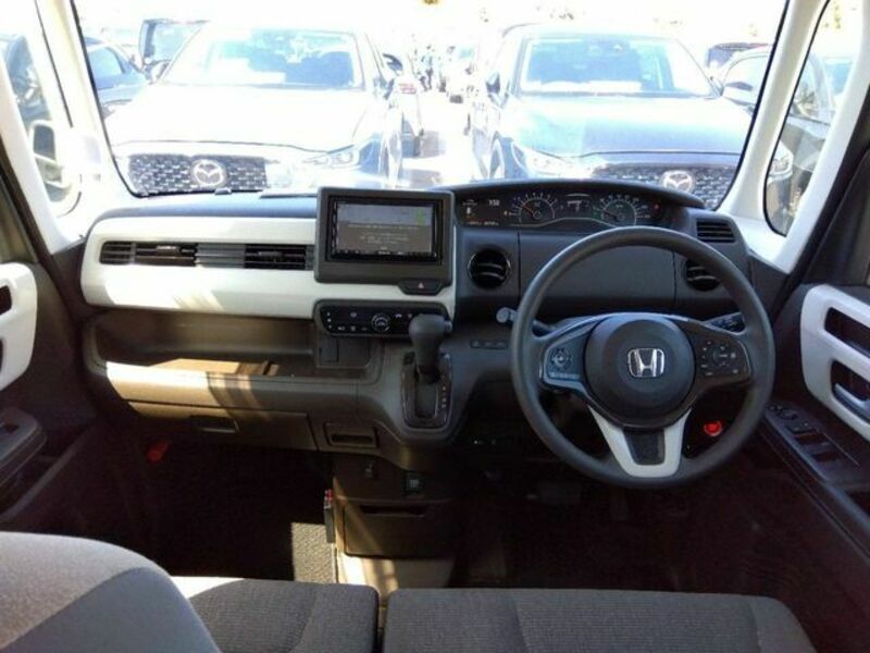 N BOX