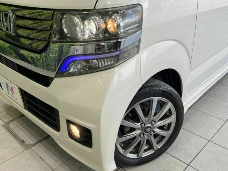 N BOX CUSTOM-12