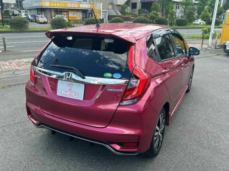 FIT HYBRID
