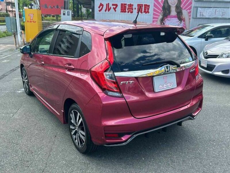 FIT HYBRID