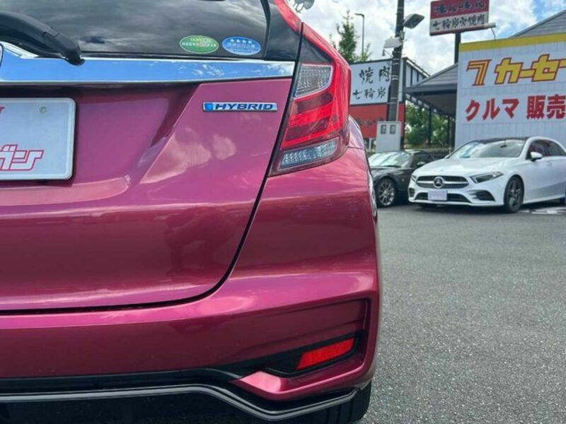 FIT HYBRID