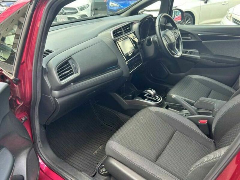 FIT HYBRID