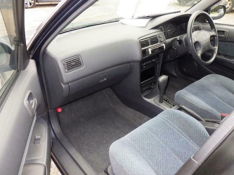COROLLA-10