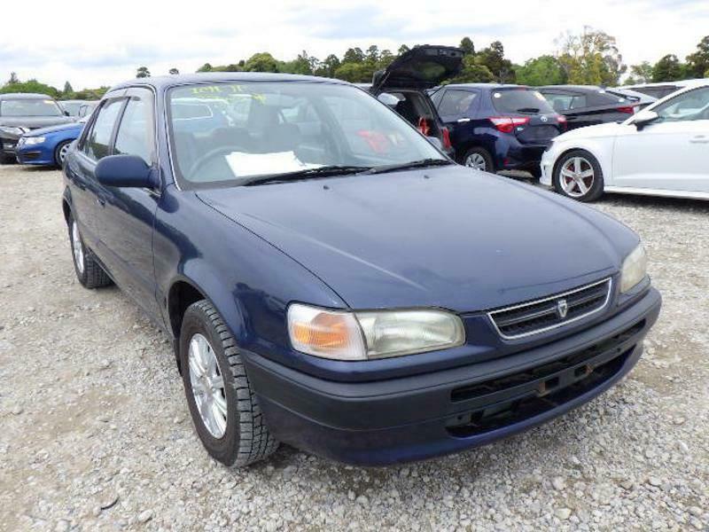 TOYOTA　COROLLA