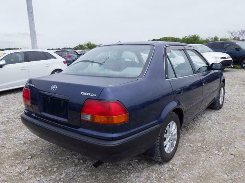 COROLLA-37