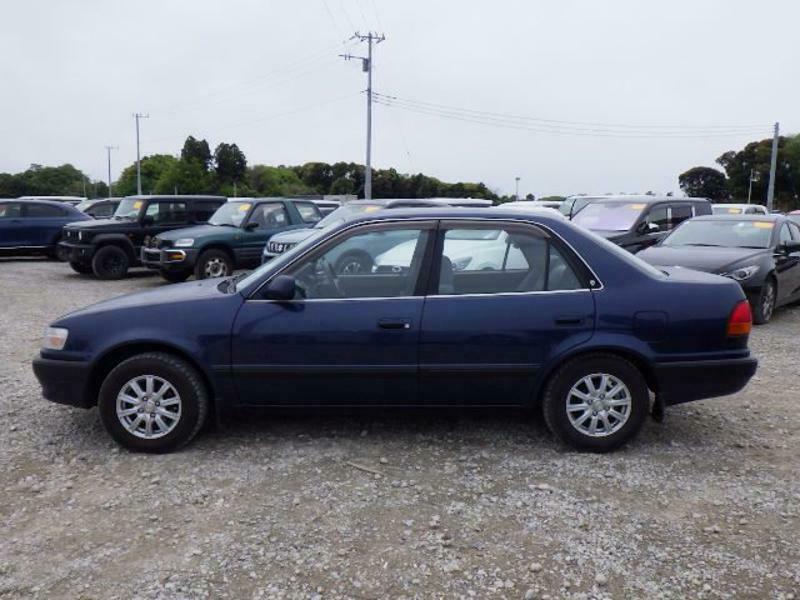 COROLLA-38