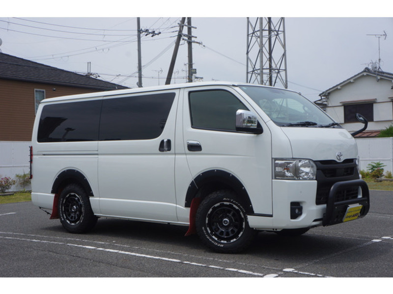 HIACE VAN-8