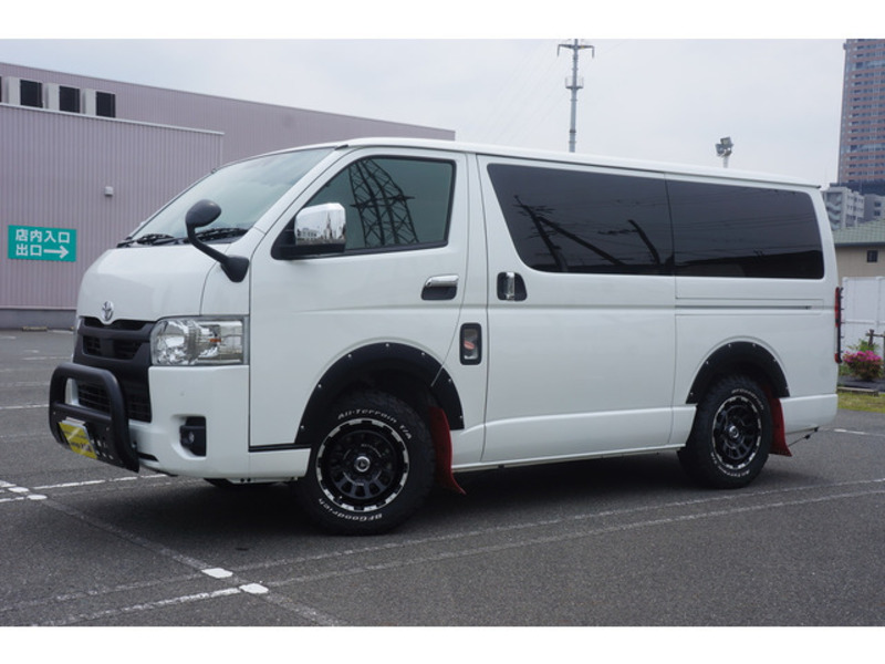 HIACE VAN-9
