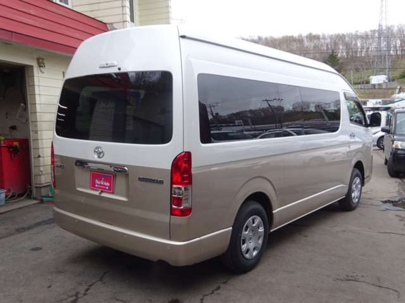 HIACE-6