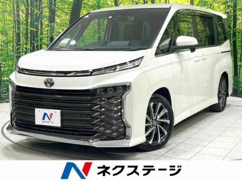 TOYOTA　VOXY