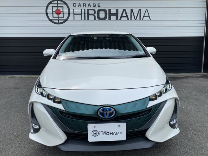 PRIUS PHV