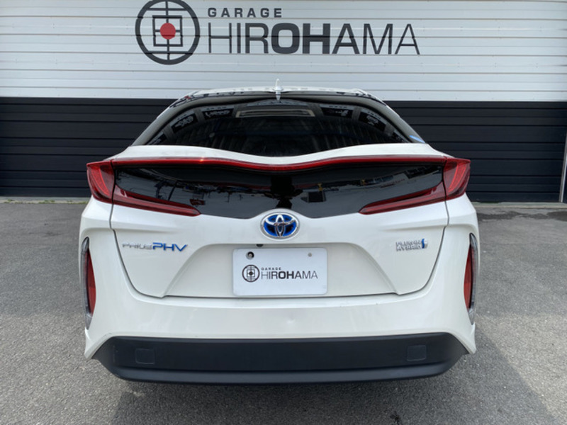 PRIUS PHV