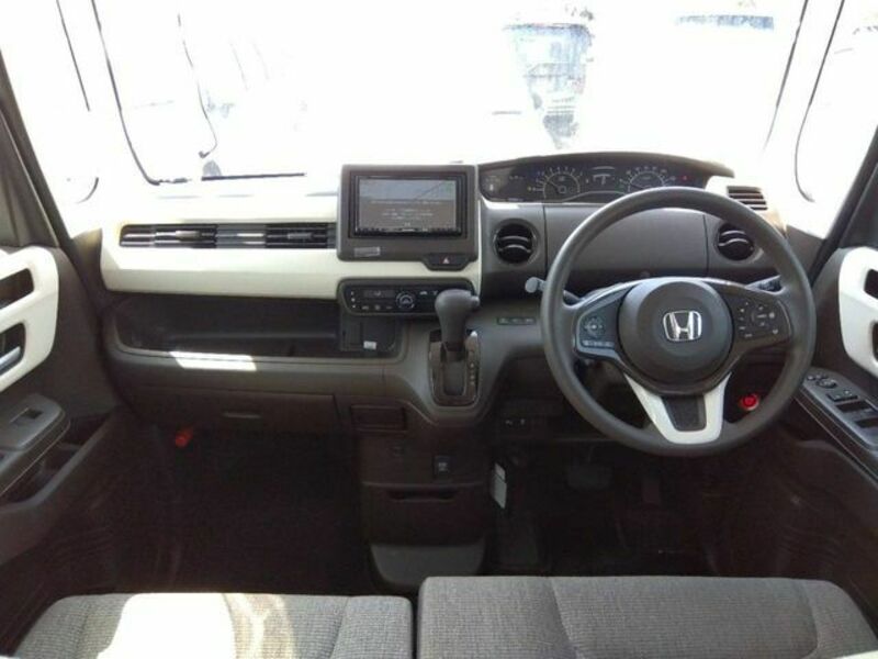 N BOX
