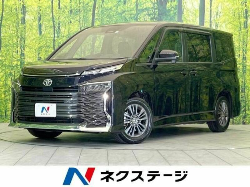 TOYOTA　VOXY
