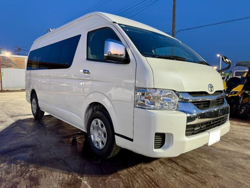HIACE-7
