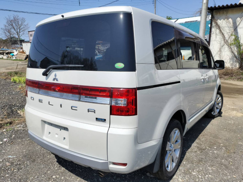 DELICA D5-8